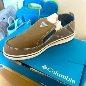 Beautiful shoes youth size 6 perfect for any ocassion! NEW COLUMBIA brand